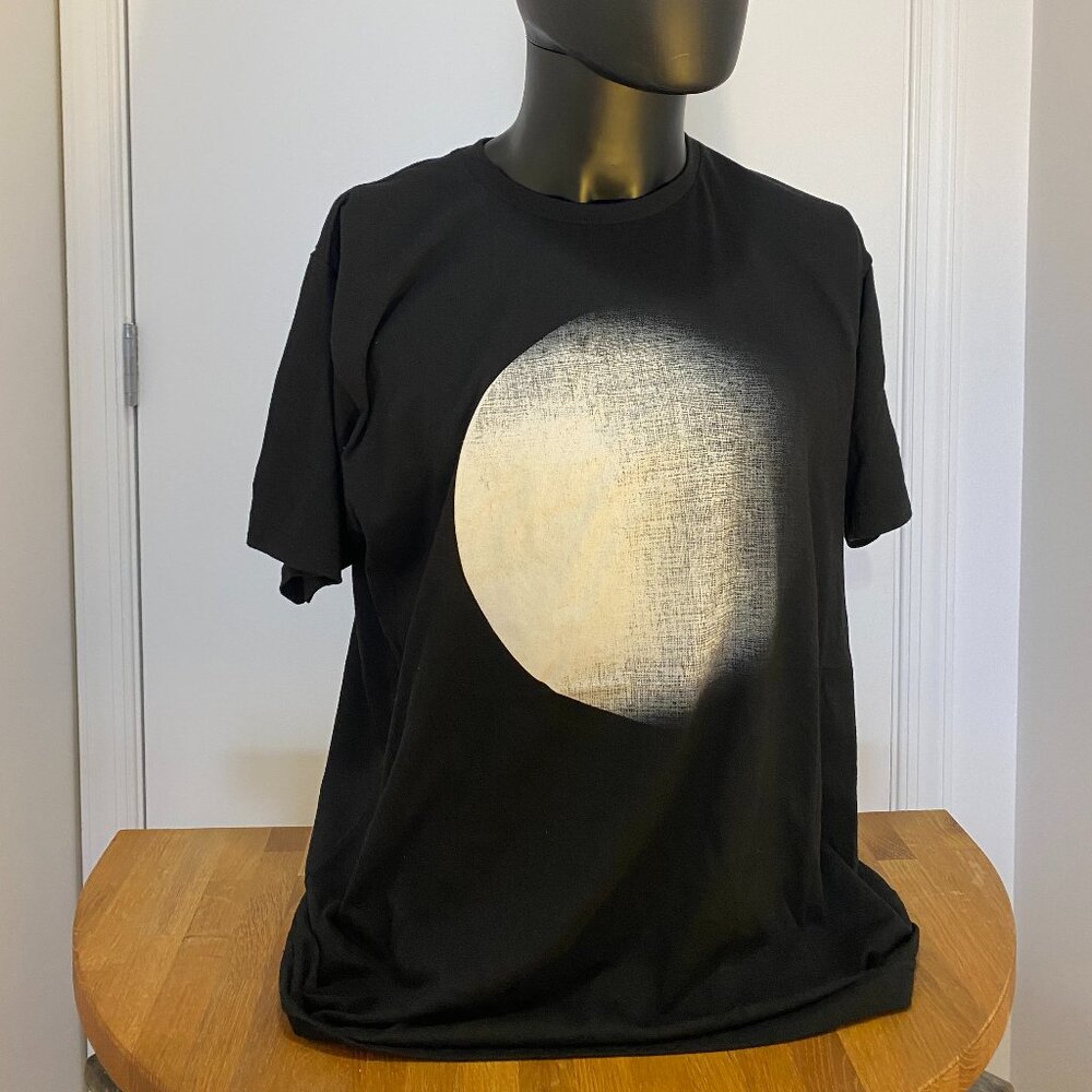 Black VSTG Moon Graphic T-shirt (L) by Vestige
